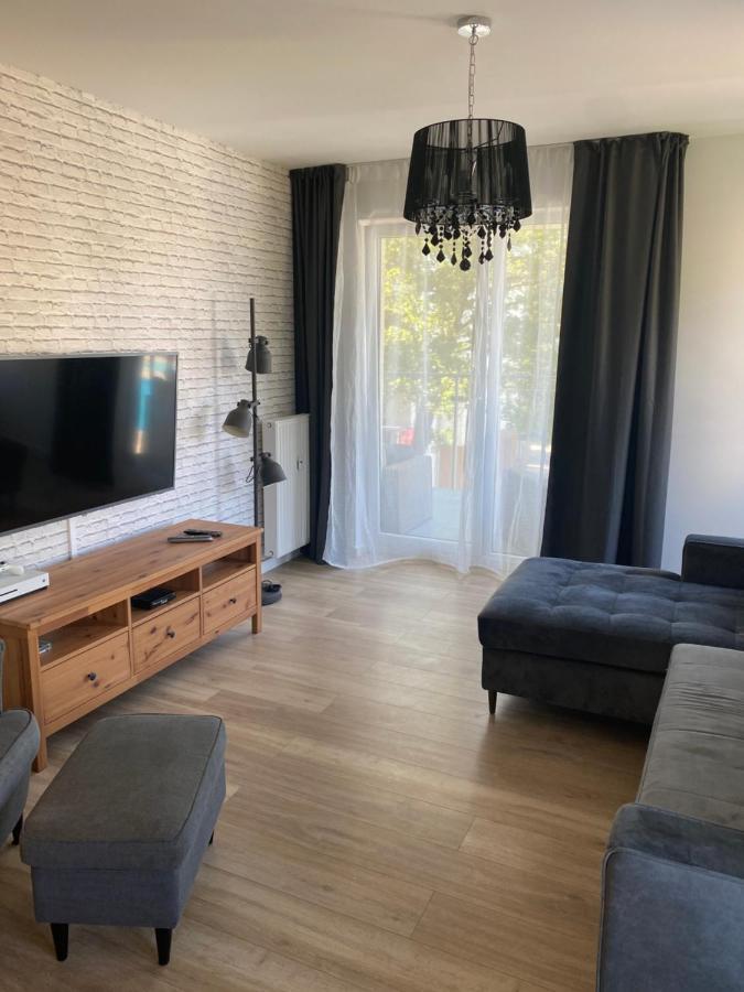 Apartament Paris Колобжег Екстериор снимка