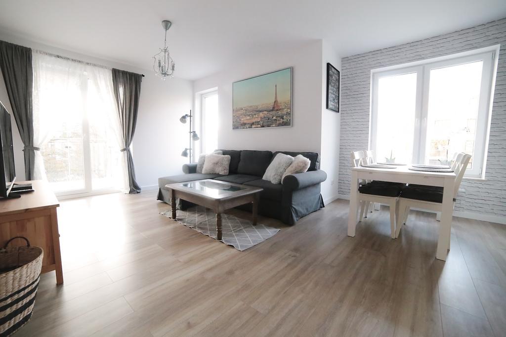 Apartament Paris Колобжег Екстериор снимка