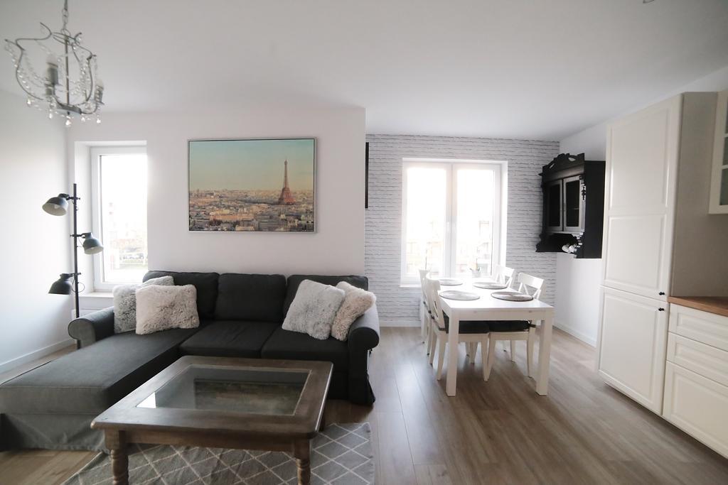 Apartament Paris Колобжег Екстериор снимка